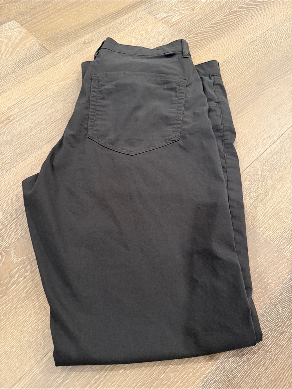 Faherty Movement™ Linen 5-Pocket Pant - Washed Black